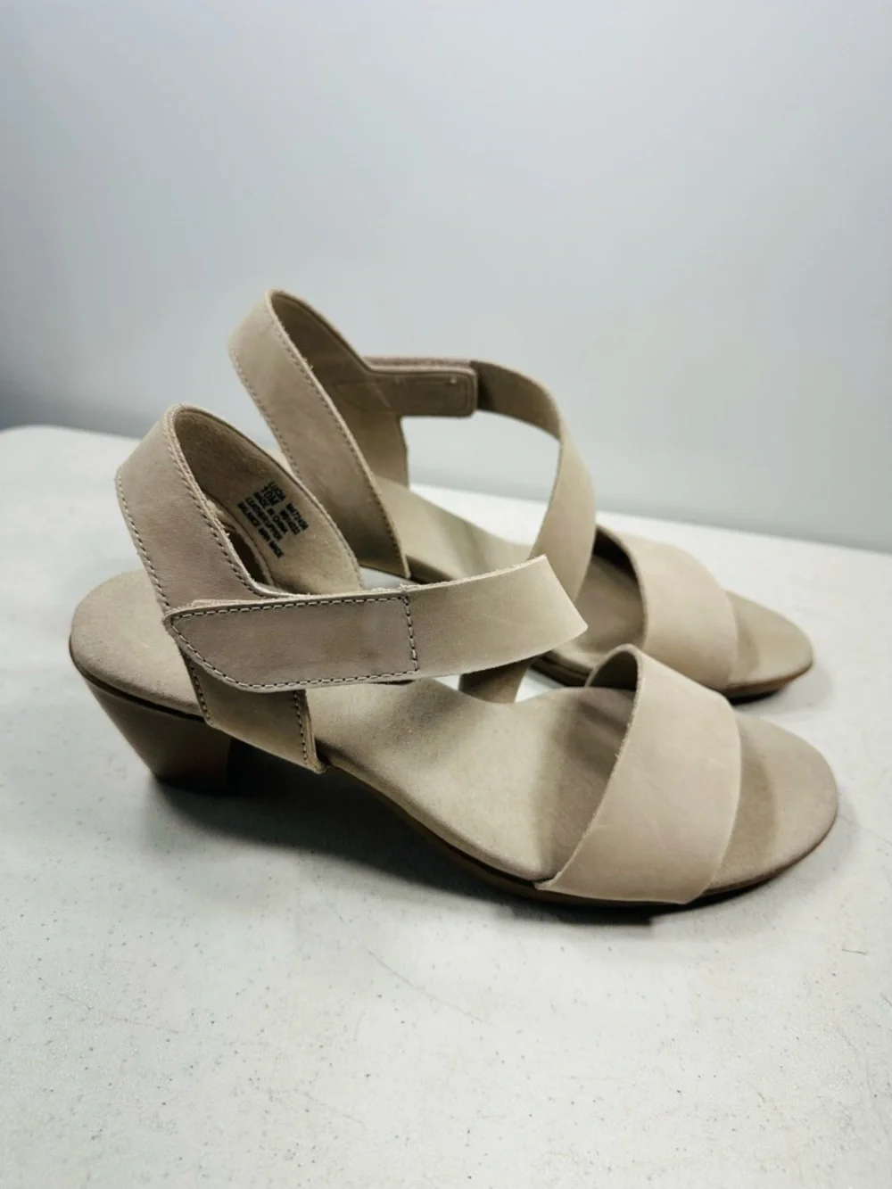 Munro stylish beige